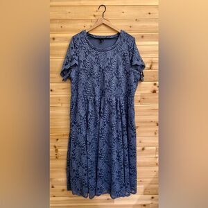 Torrid Size 4 All Over Lace Midi Length Scoop Neck Dress With Pockets